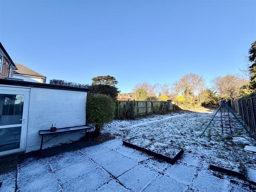 Additional image 23 of 5 bed semi-detached house for saleClarke Grove, Birstall, Leicester LE4