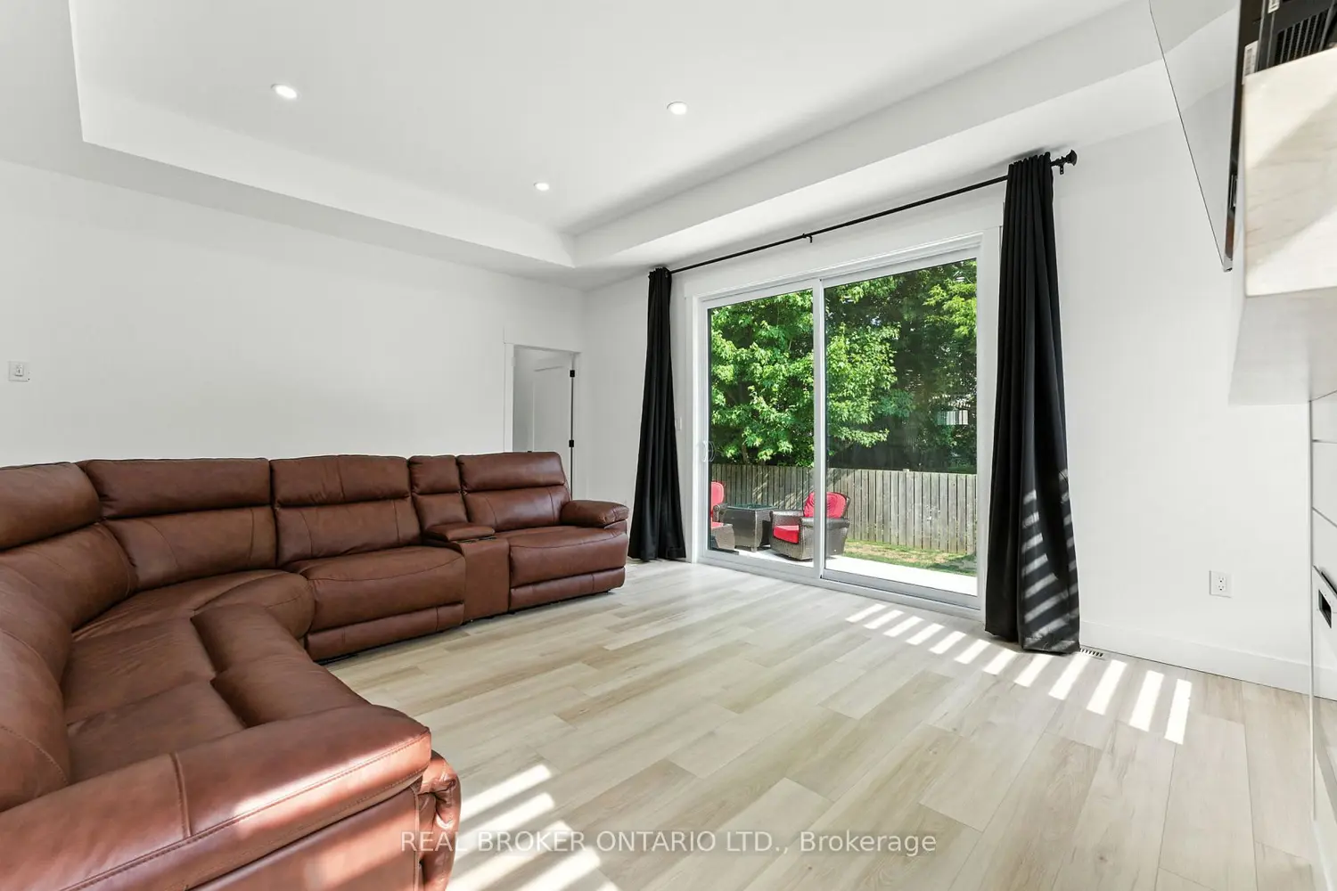 Additional image 6 of 9 Macneil Court