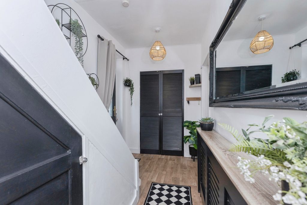 Additional image 6 of 3 bed semi-detached house for saleAylestone Drive, Leicester, Leicestershire LE2