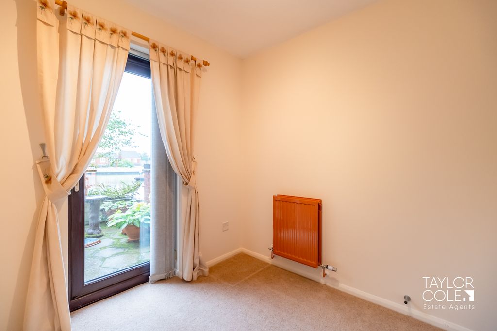 Additional image 4 of 3 bed town house for saleEvans Croft, Fazeley, Tamworth B78