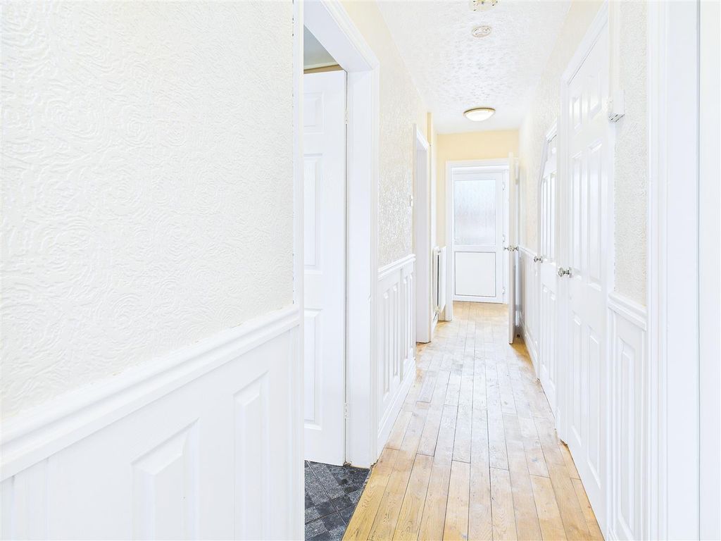 Additional image 5 of 3 bed terraced house for saleGrange Close, Burton Upon Trent DE14