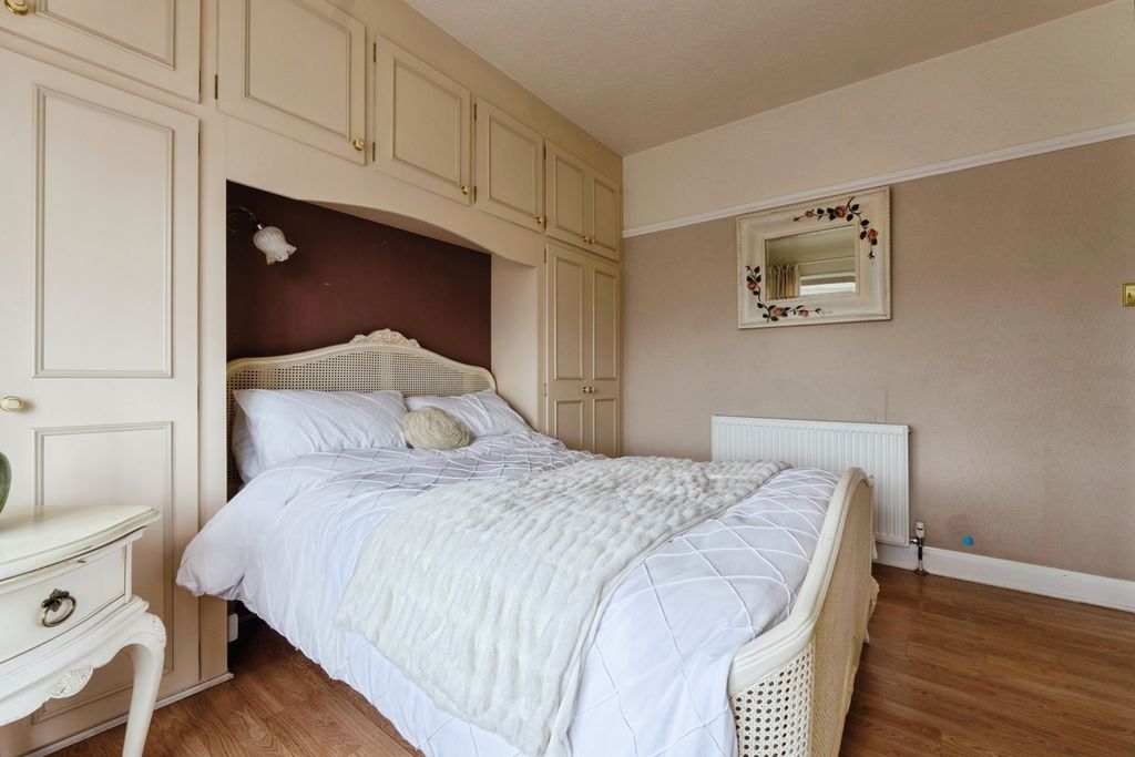 Additional image 15 of 3 bed semi-detached house for saleCliffwood Avenue, Birstall, Leicester, Leicestershire LE4