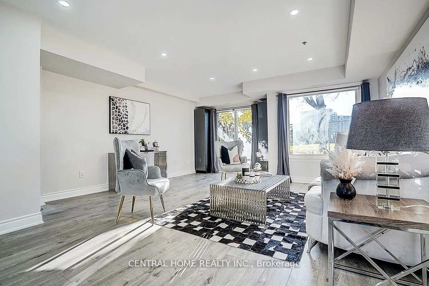 Additional image 4 of 988 Sheppard Avenue 11