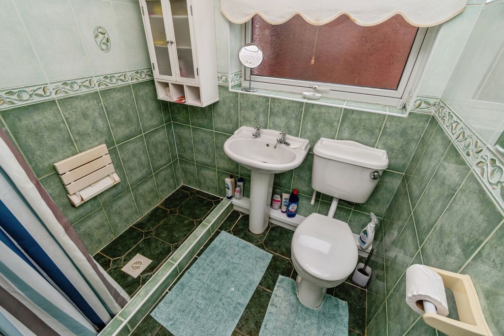 Additional image 13 of 2 bed bungalow for saleKingfisher Drive, Hednesford, Cannock WS12