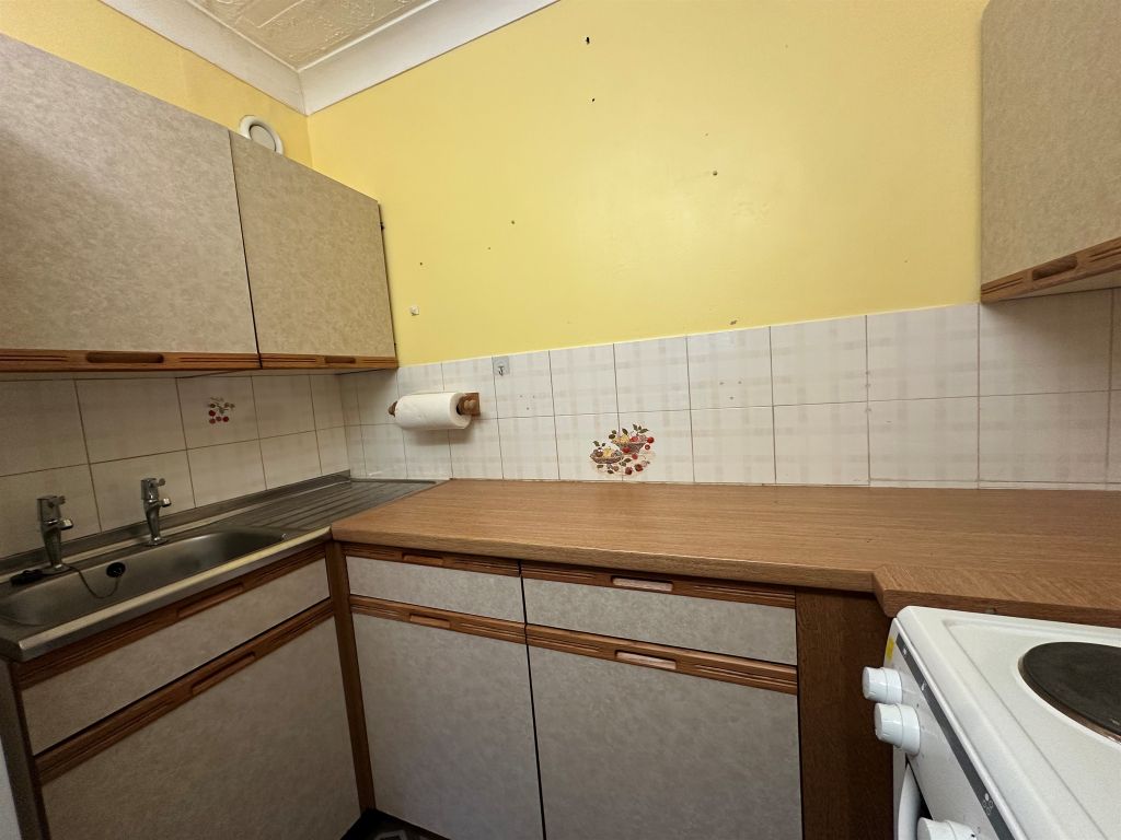 Additional image 3 of 1 bed flat for salePennhouse Avenue, Wolverhampton WV4