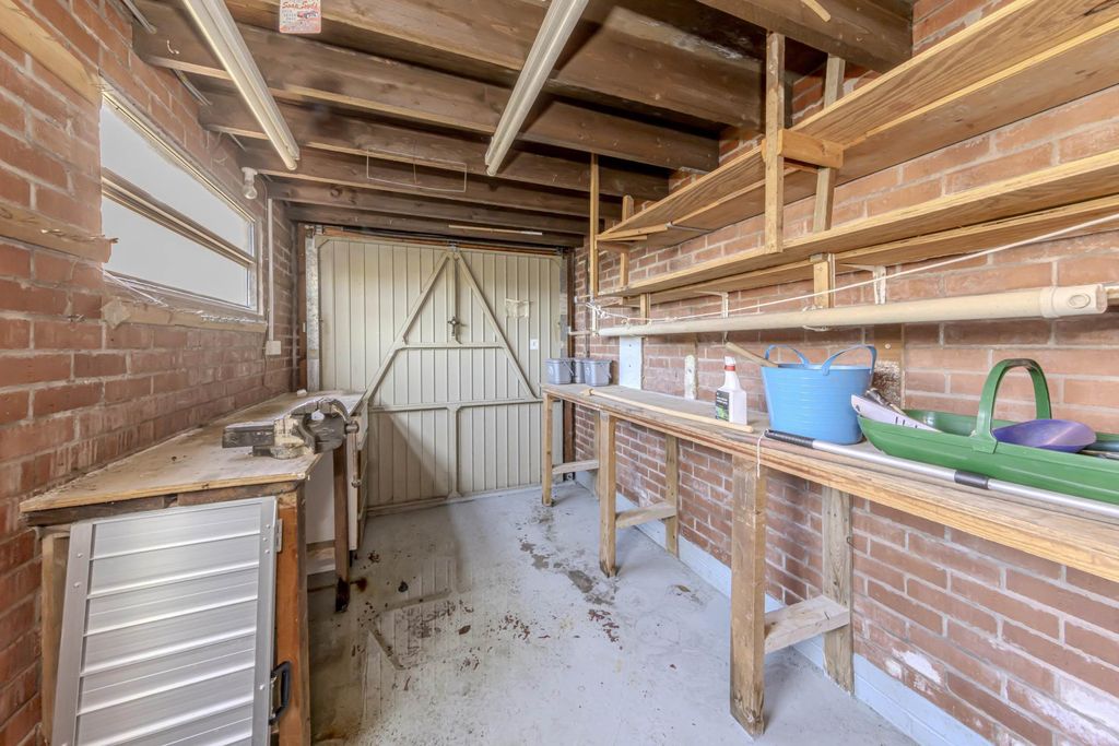 Additional image 20 of 3 bed semi-detached house for saleClive Avenue, Stoke On Trent ST2