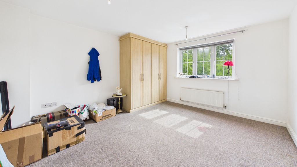 Additional image 11 of 4 bed terraced house for saleGrants Yard, Burton-On-Trent, Staffordshire DE14