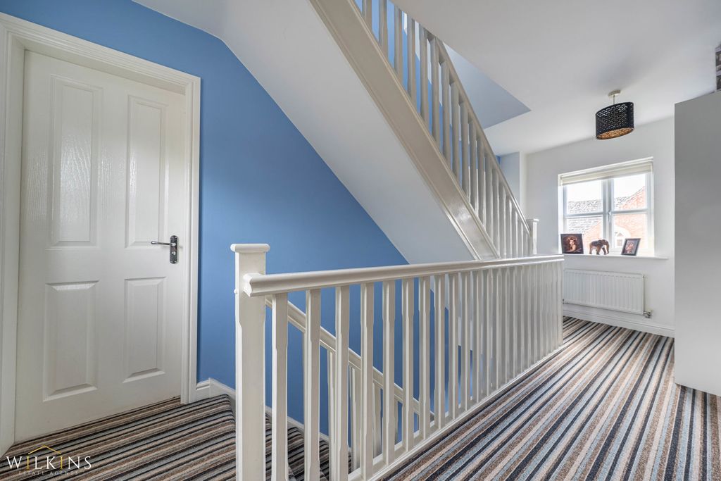 Additional image 12 of 4 bed detached house for saleLowes Drive, Tamworth, Staffordshire B77