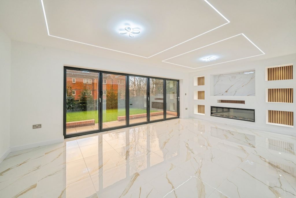 Additional image 2 of 5 bed detached house for saleHockley Road, Wilnecote, Tamworth, Staffordshire B77
