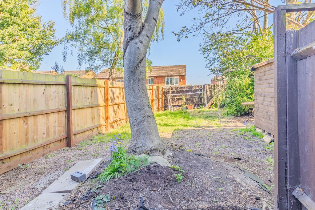 Additional image 13 of 2 bed semi-detached house for saleGlenfield Road, Leicester LE3