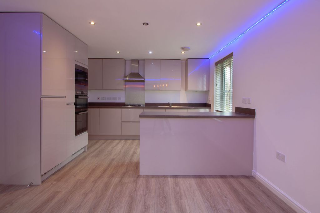 Additional image 6 of 4 bed detached house for saleHackness Road, Hamilton LE5