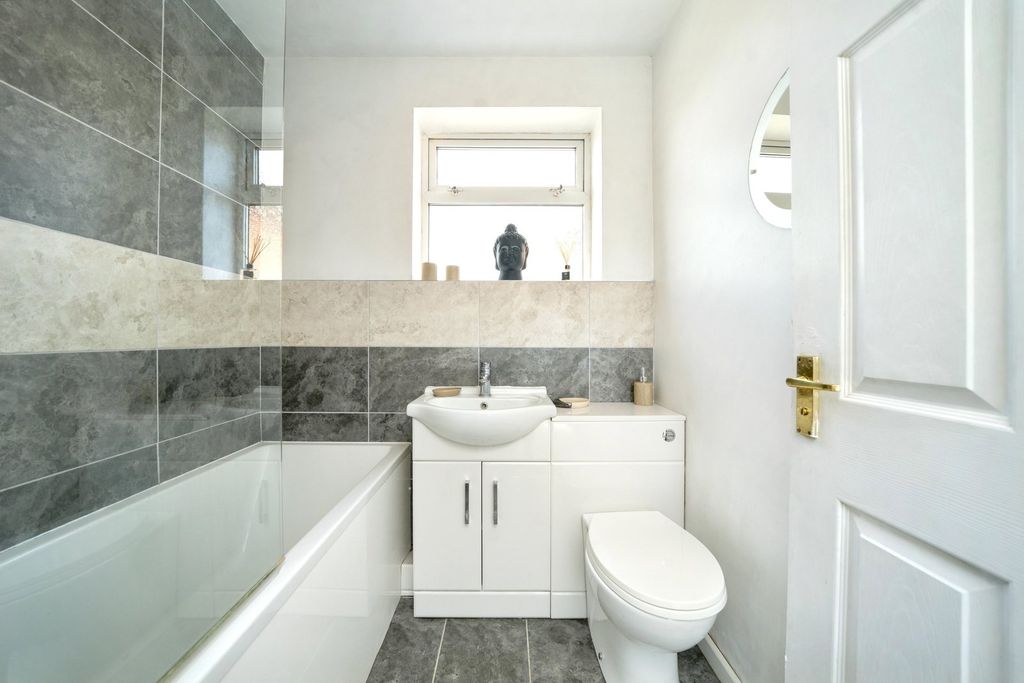 Additional image 18 of 3 bed link detached house for saleFalcon Close, Walsall WS6