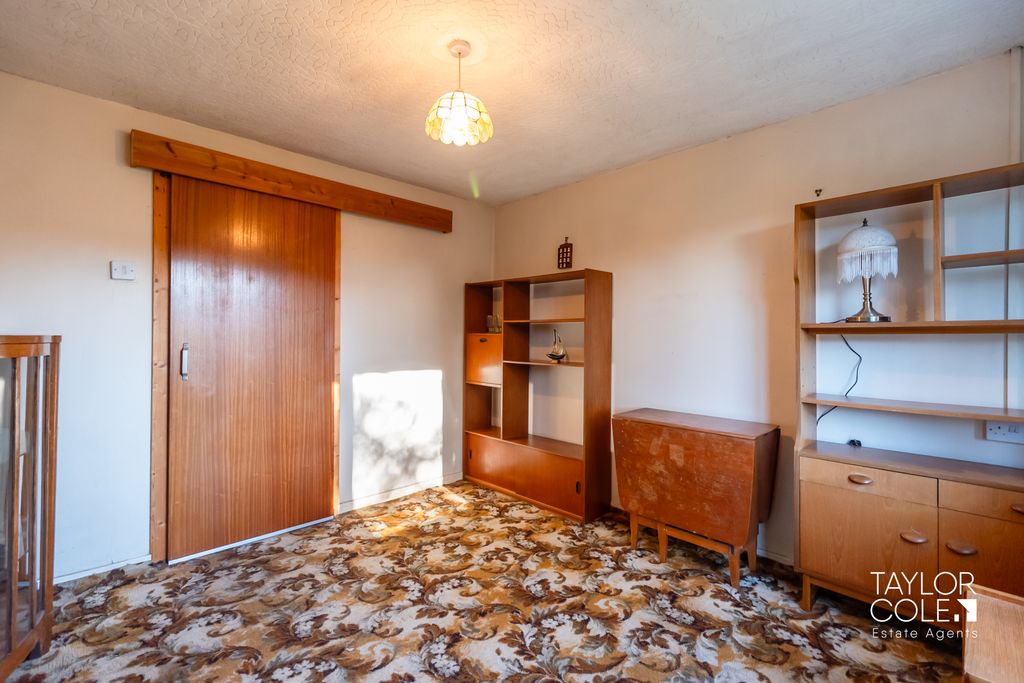 Additional image 9 of 3 bed terraced house for saleManor Road, Mile Oak, Tamworth B78