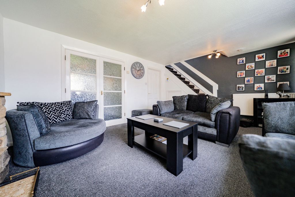 Additional image 2 of 3 bed detached house for saleAmanda Road, Leicester, Leicestershire LE2
