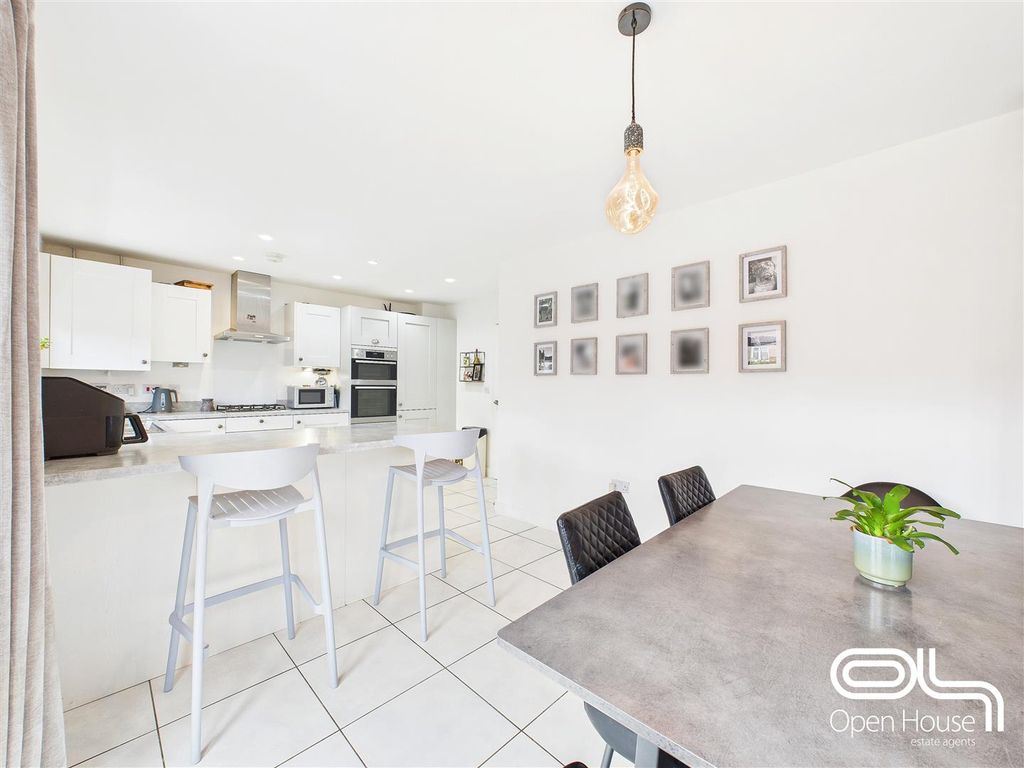Additional image 9 of 5 bed detached house for saleSergeant Way, Stafford ST17