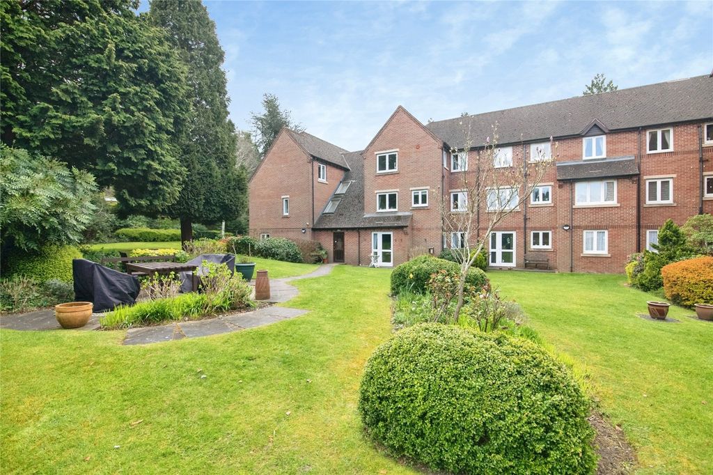 Additional image 9 of 1 bed flat for salePendene Court, Wolverhampton WV4