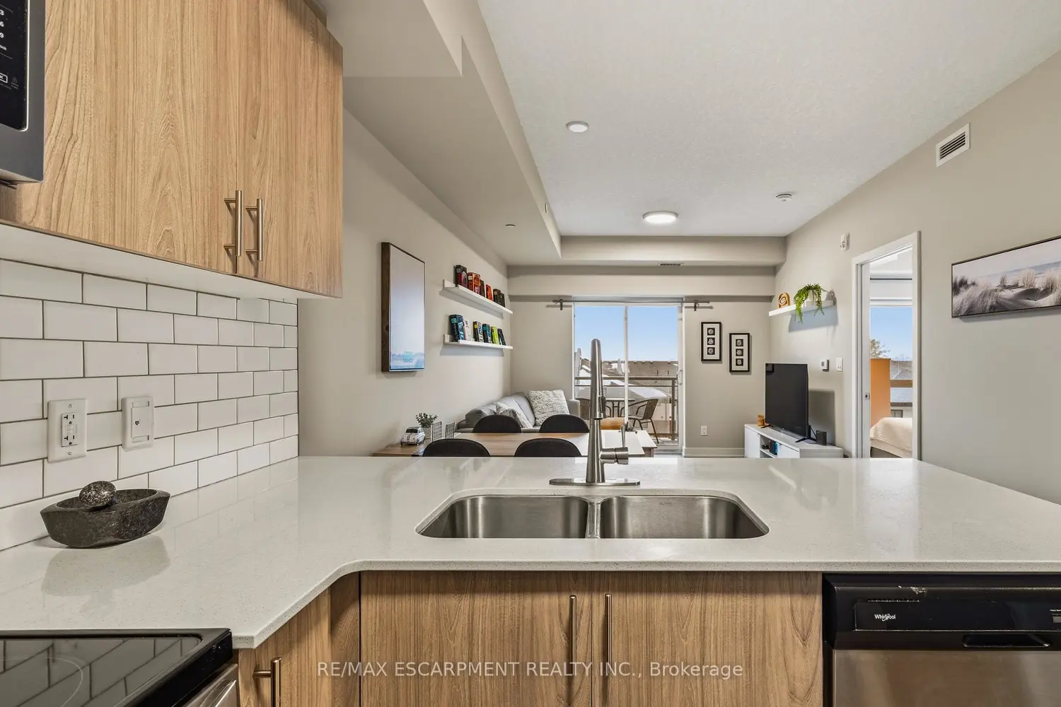 Additional image 4 of 16 Markle Crescent 413