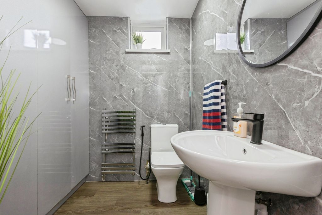 Additional image 15 of 3 bed semi-detached house for saleHolkham Avenue, Leicester, Leicestershire LE4