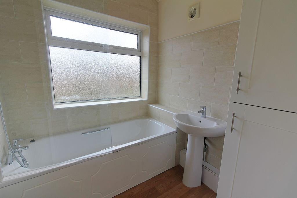 Additional image 17 of 3 bed semi-detached house for saleGlenfield Road, Western Park, Leicester LE3