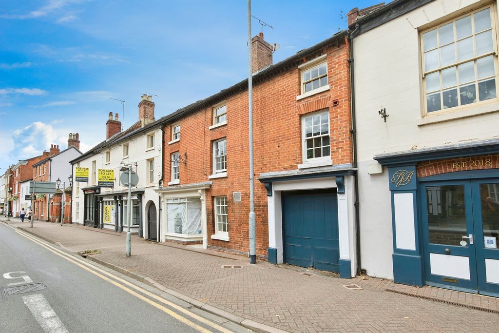 2 bed property for saleHorninglow Street, Burton-On-Trent DE14