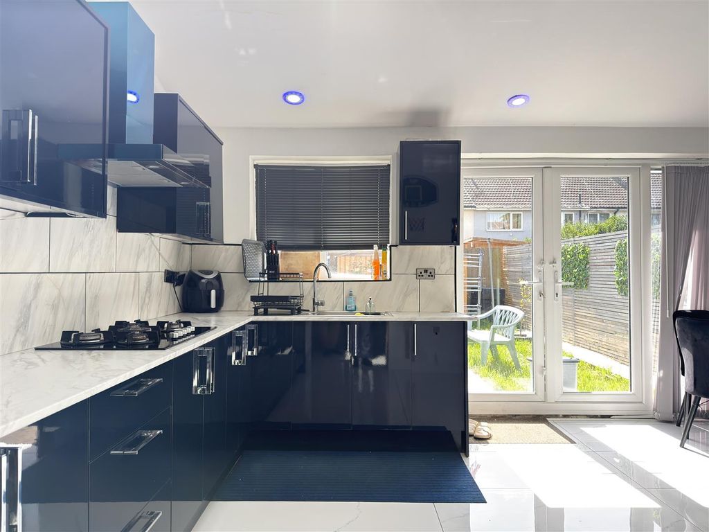 Additional image 11 of 2 bed end terrace house for saleBedale Drive, Beaumont Leys, Leicester LE4