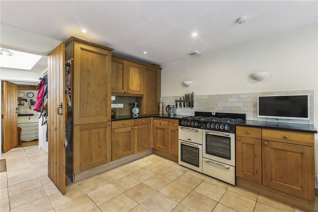 Additional image 2 of 3 bed end terrace house for saleCrooked Corner, Aldbourne, Marlborough, Wiltshire SN8
