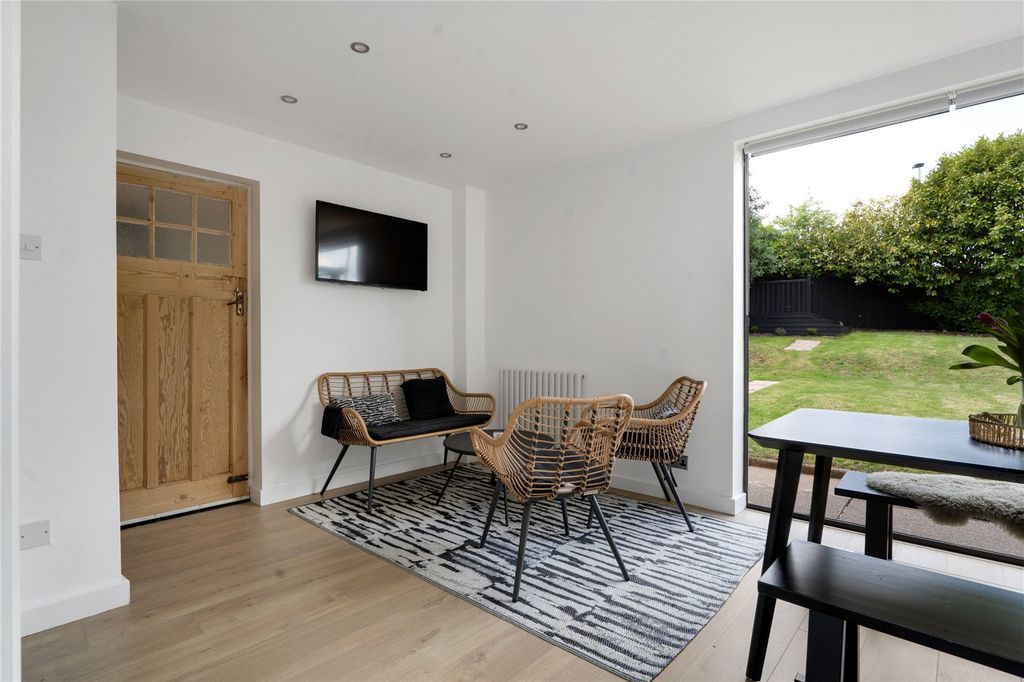 Additional image 7 of 3 bed semi-detached house for saleDorchester Road, Western Park, Leicester LE3