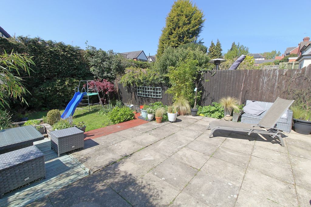 Additional image 23 of 5 bed semi-detached house for saleMeadhurst Road, Western Park, Leicester LE3