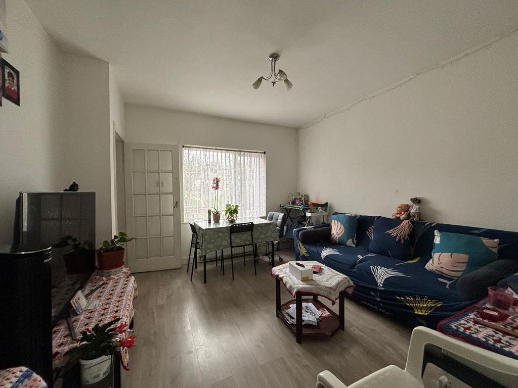 Additional image 3 of 2 bed terraced house for saleBelgrave Boulevard, Leicester LE4