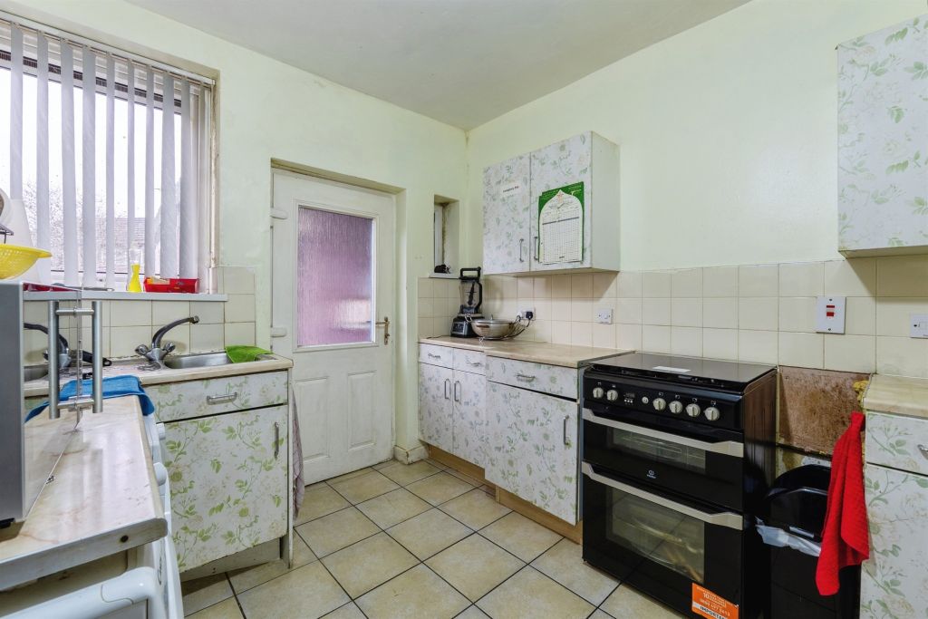 Additional image 11 of 3 bed semi-detached house for saleNew Parks Boulevard, Leicester LE3