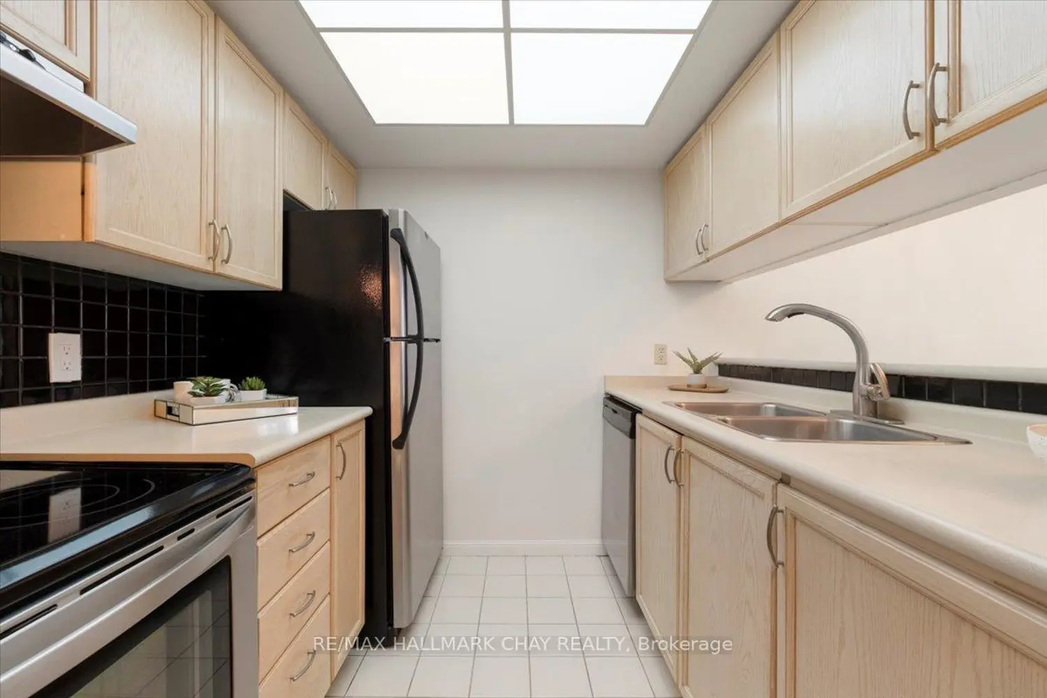 Additional image 7 of 75 Ellen Street 1107