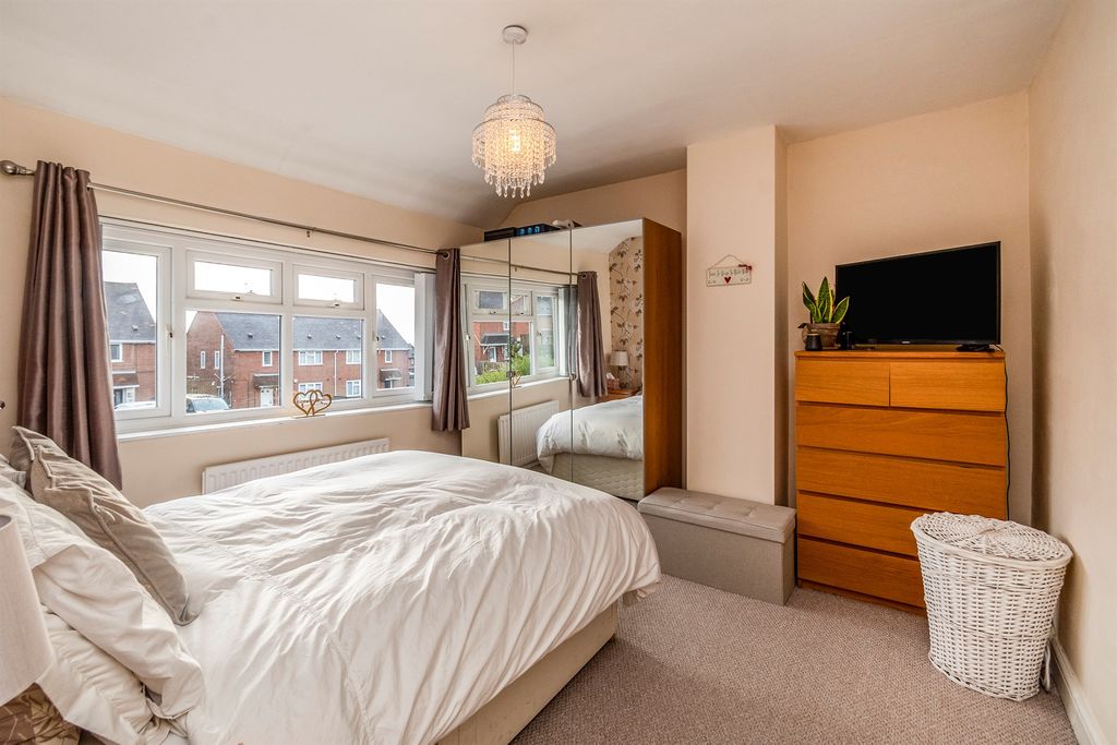 Additional image 8 of 3 bed semi-detached house for saleWolmer Road, Ashmore Park Wednesfield, Wolverhampton WV11