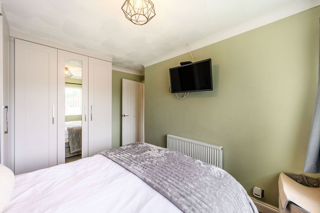Additional image 12 of 3 bed semi-detached house for saleQuinton Avenue, Walsall WS6