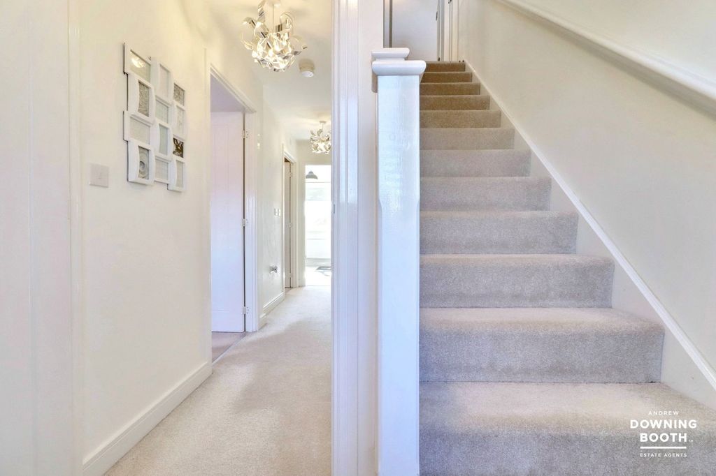 Additional image 11 of 3 bed town house for saleGee Close, Lichfield WS14