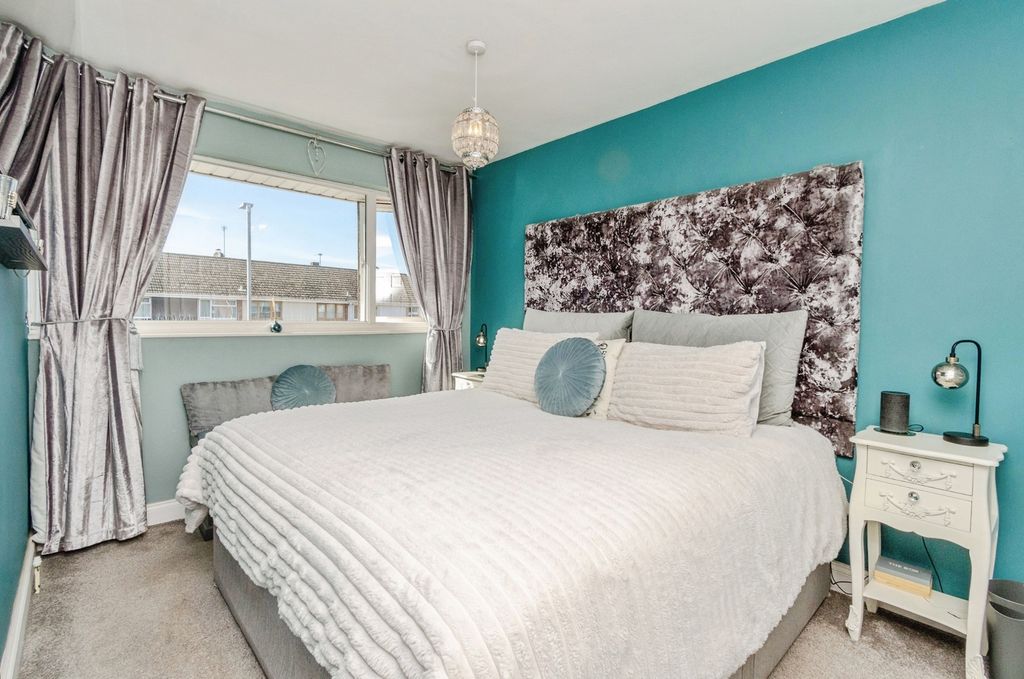 Additional image 8 of 3 bed semi-detached house for saleLeafdown Close, Hednesford, Cannock WS12