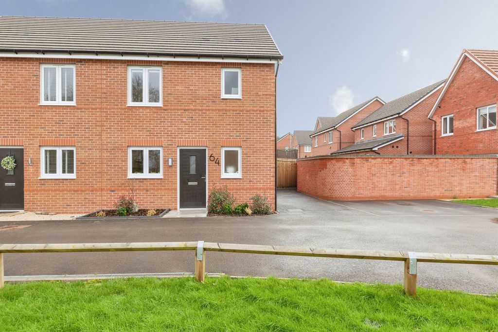 3 bed semi-detached house for saleStepping Stones Avenue, Earl Shilton, Leicester LE9
