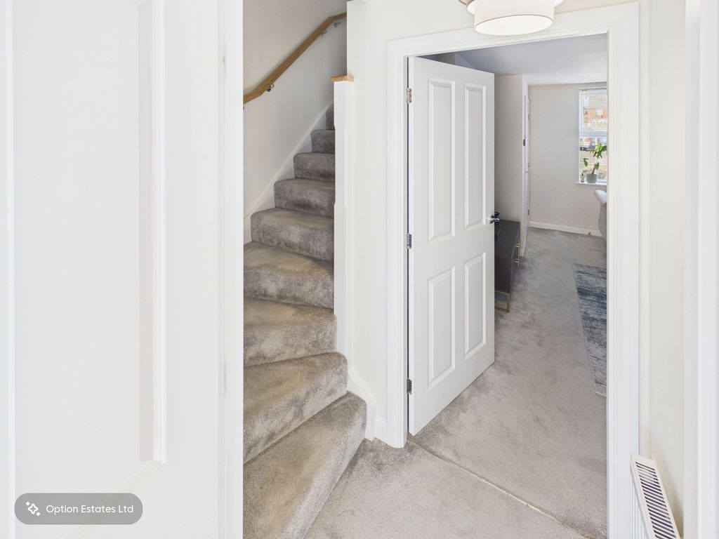 Additional image 10 of 3 bed semi-detached house for salePankhurst Close, East Leake LE12