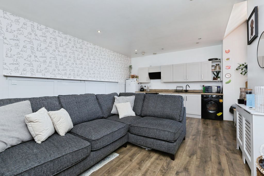 Additional image 3 of 2 bed flat for sale7 Wimbledon Street, Leicester LE1