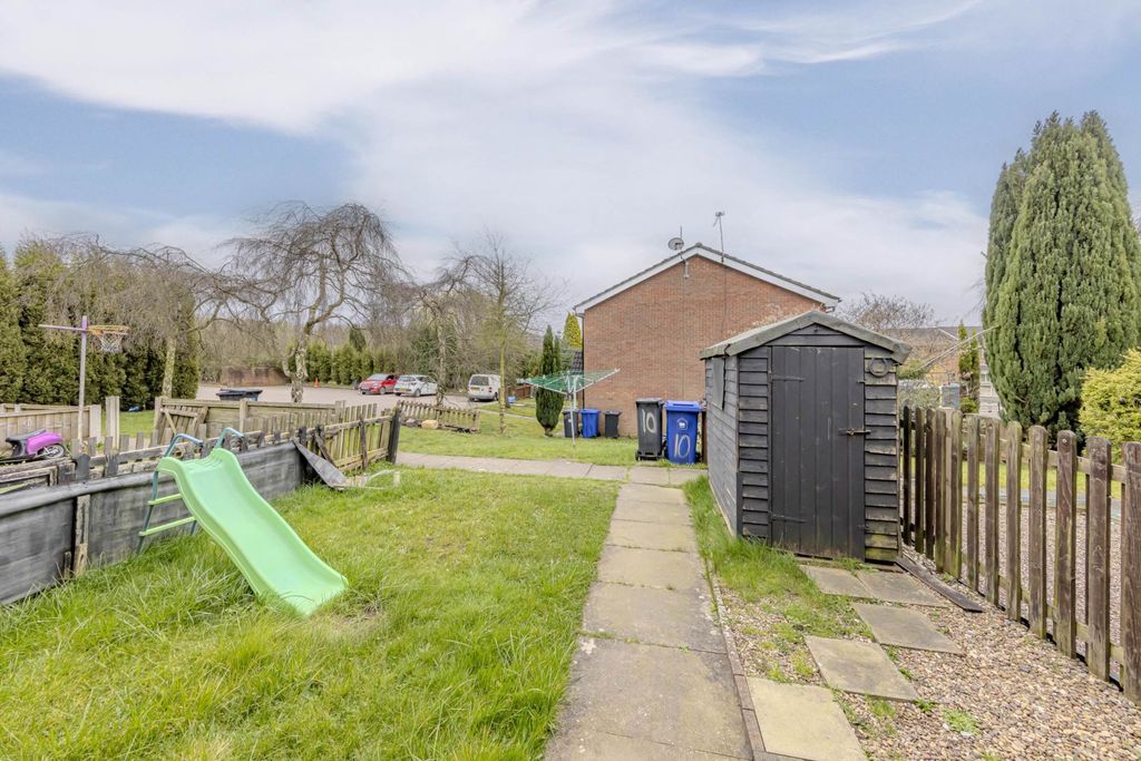 Additional image 13 of 2 bed town house for saleWinterside Close, Newcastle Under Lyme ST5