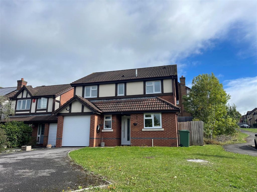 4 bed detached house for saleWebbington Road, Pewsham, Chippenham SN15
