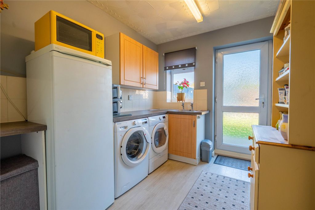 Additional image 10 of 3 bed semi-detached house for saleGoldsborough, Wilnecote, Tamworth, Staffordshire B77