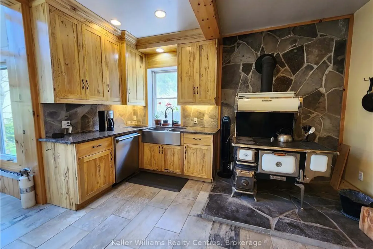 Additional image 9 of 484 Carlisle Street