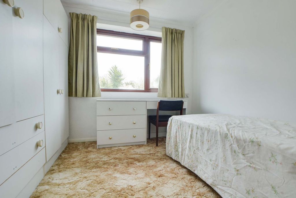 Additional image 12 of 3 bed semi-detached house for saleGodwin Avenue, Wigston, Leicester LE18