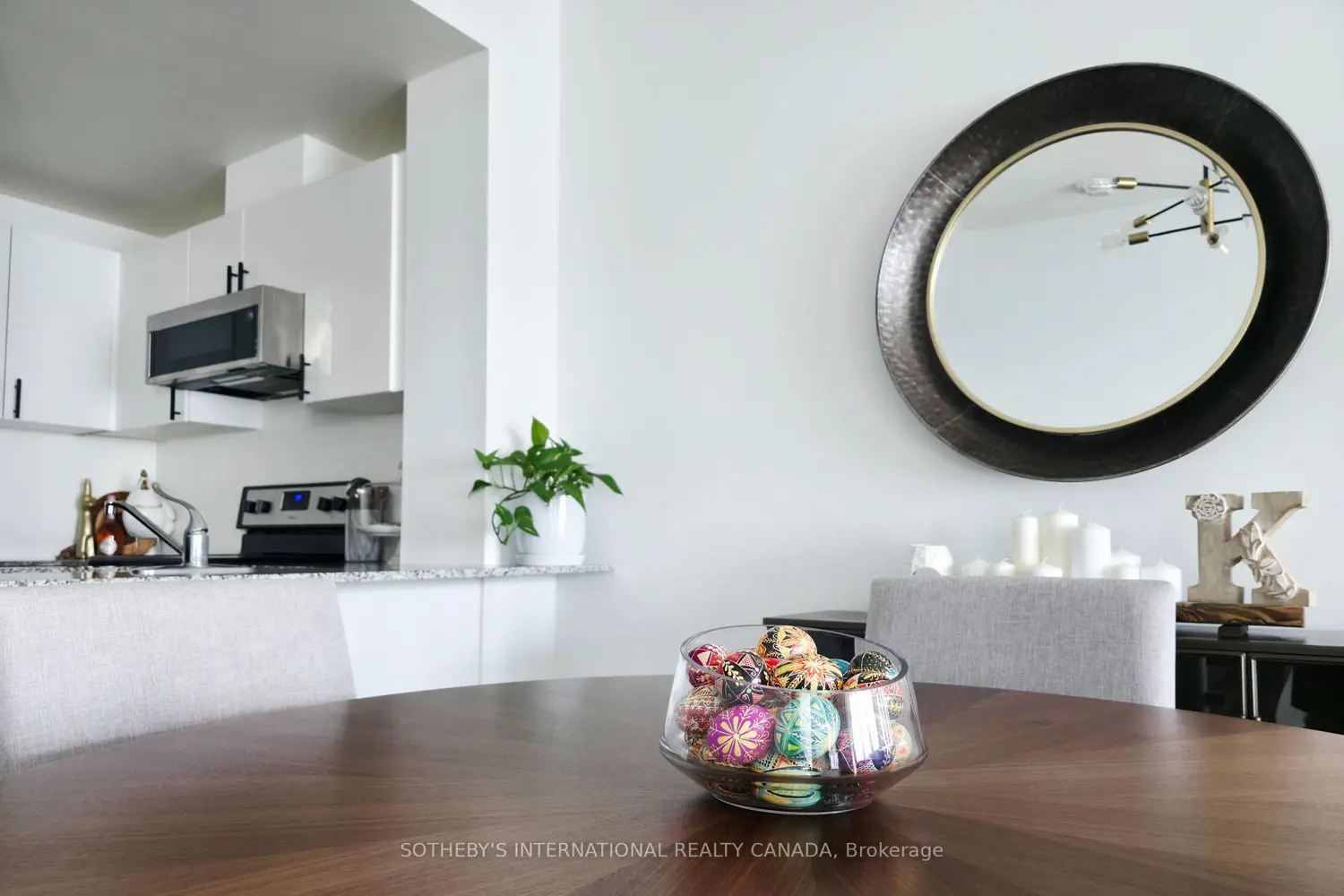 Additional image 3 of 2522 Keele Street 206