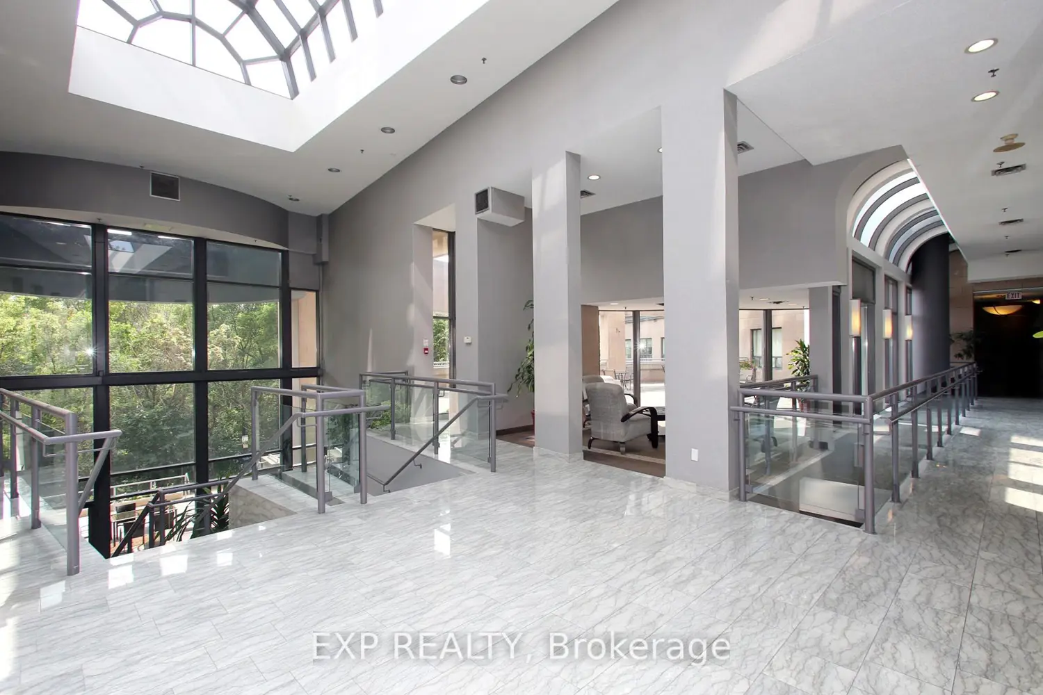3 Hickory Tree Road 606 photo 2