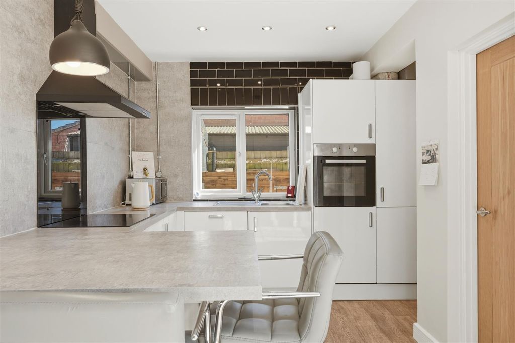 Additional image 7 of 3 bed semi-detached house for sale- Northampton Road, Welford NN6