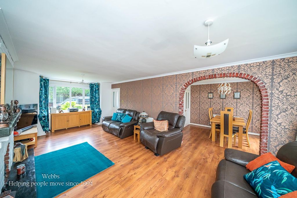 Additional image 14 of 4 bed detached house for salePool Close, Shareshill, Wolverhampton WV10
