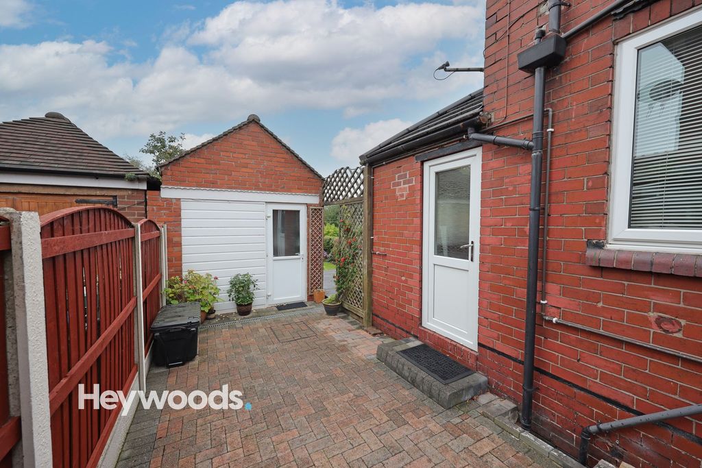 Additional image 33 of 3 bed semi-detached house for saleDimsdale Parade West, Porthill, Newcastle Under Lyme ST5