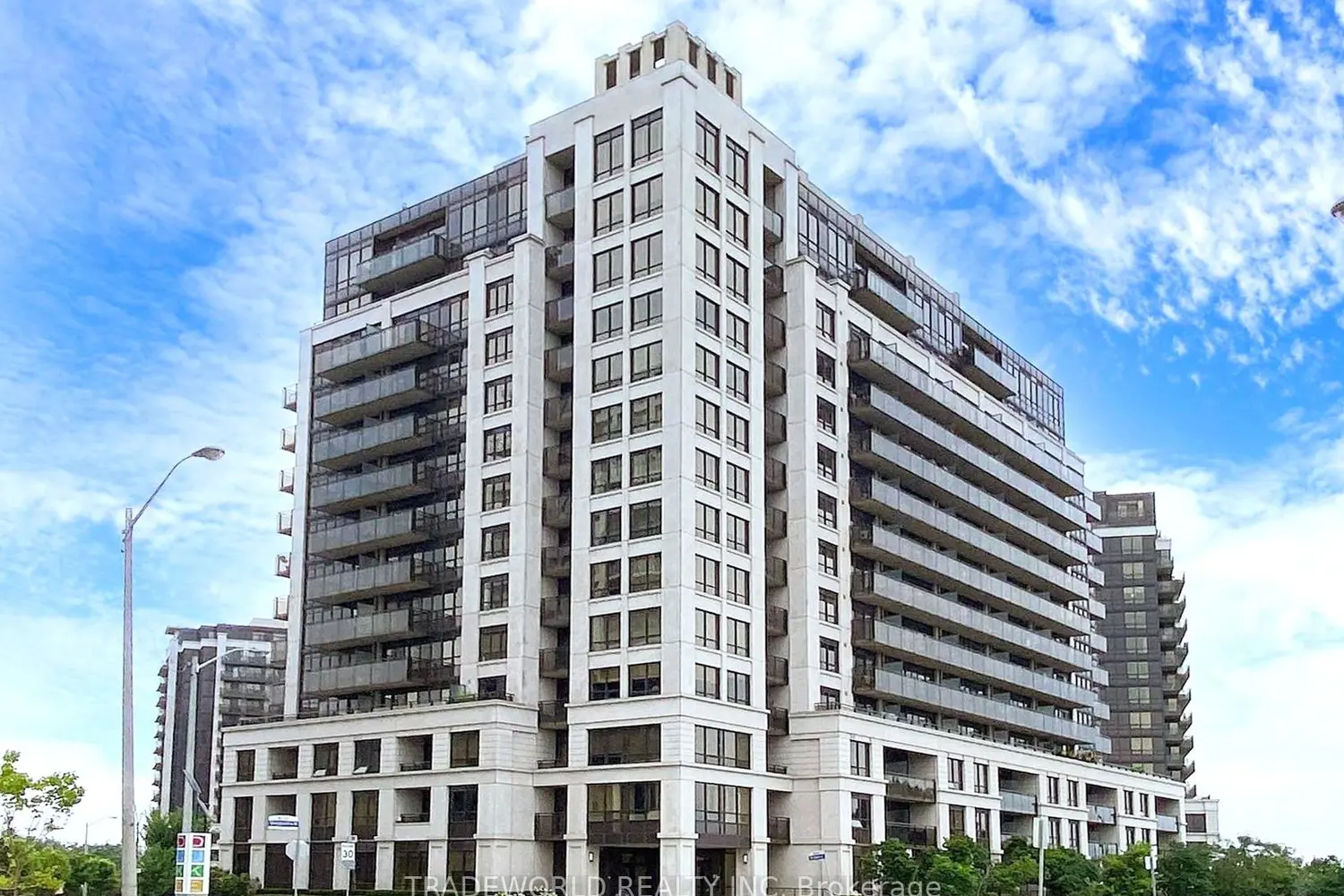 55 De Boers Drive 408