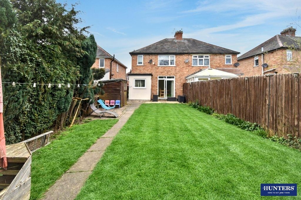 Additional image 13 of 3 bed semi-detached house for saleOakleigh Avenue, Glen Parva, Leicester LE2